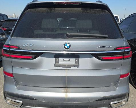 Skyscraper Grey Metallic 2024 BMW X7 xDrive40i