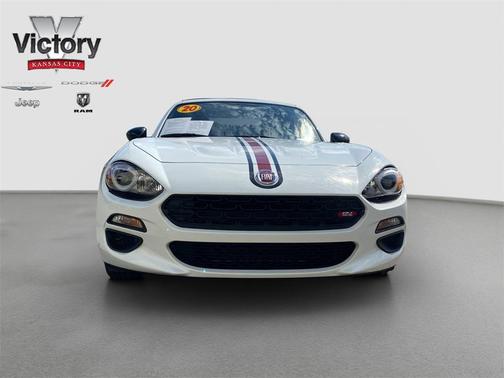 2020 FIAT 124 Spider Base
