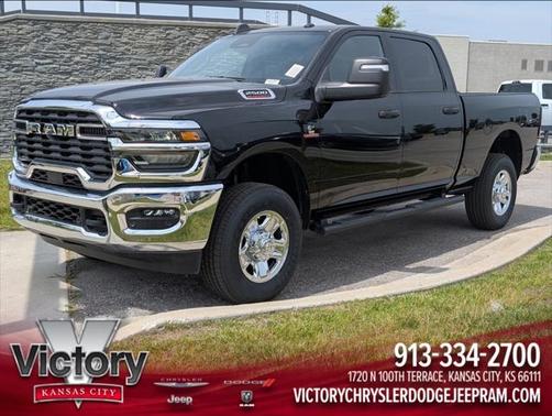 2025 RAM 2500 Tradesman Crew Cab 4x4 6'4' Box