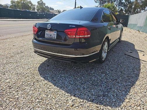 2015 Volkswagen Passat 3.6L V6 DSG SEL Premium