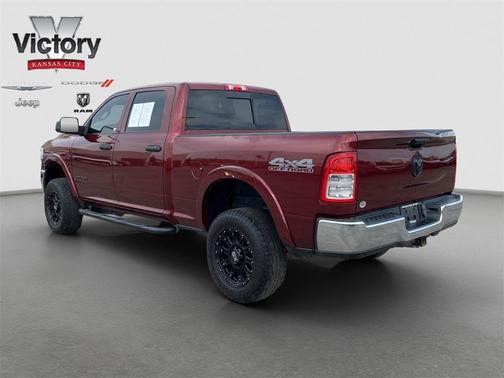 2020 RAM 2500 Tradesman Crew Cab 4X4 6'4' Box