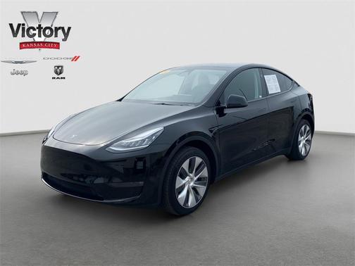 2023 Tesla Model Y Long Range Dual Motor All-Wheel Drive