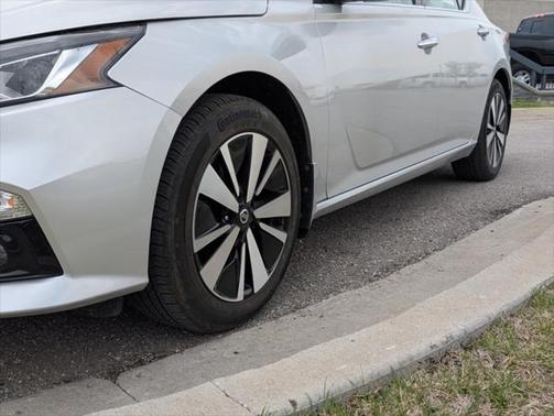 2020 Nissan Altima 2.5 SV