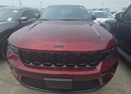 Velvet Red Pearlcoat 2024 Jeep Grand Cherokee Altitude