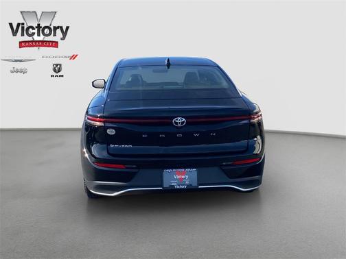 2025 Toyota Crown XLE