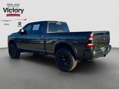 2022 RAM 3500 Limited Crew Cab 4x4 6'4' Box