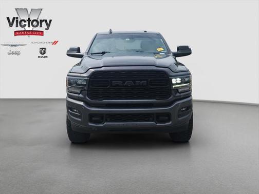 2022 RAM 3500 Limited Crew Cab 4x4 6'4' Box