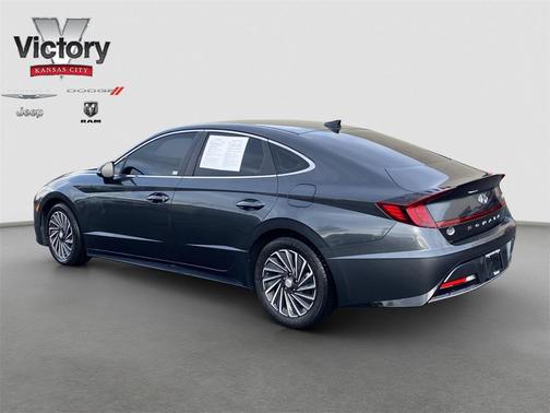 2020 Hyundai SONATA Hybrid SE