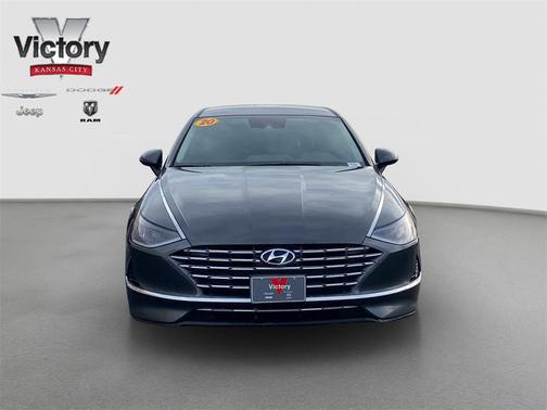 2020 Hyundai SONATA Hybrid SE