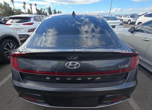2020 Hyundai SONATA Hybrid SE