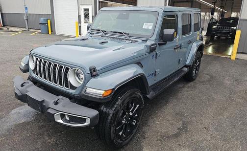 Anvil Clearcoat 2025 Jeep Wrangler 4xe Sahara