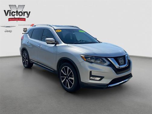 2017 Nissan Rogue SL