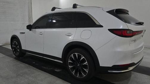 2024 Mazda CX-90 PHEV Premium Plus