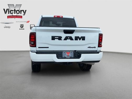 2025 RAM 2500 Big Horn Crew Cab 4x4 6'4' Box