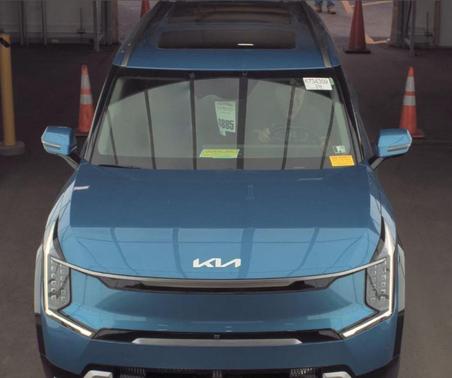 2024 Kia EV9 Land