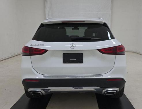 2021 Mercedes-Benz GLA 250 Base 4MATIC