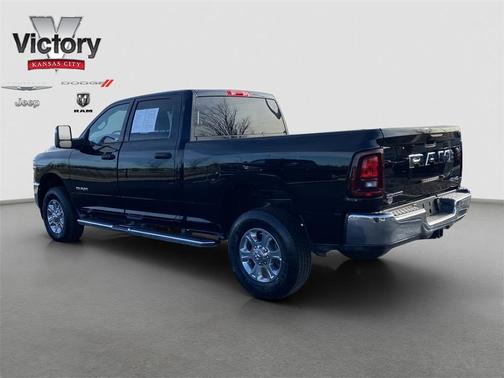 2025 RAM 2500 Big Horn Crew Cab 4x4 6'4' Box