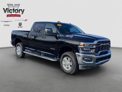 2025 RAM 2500 Big Horn Crew Cab 4x4 6'4' Box