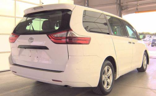 2017 Toyota Sienna SE