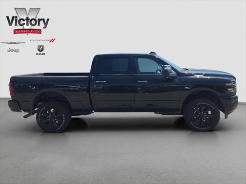 2025 RAM 2500 Big Horn Crew Cab 4x4 6'4' Box
