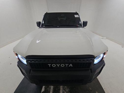 Ice Cap 2024 Toyota Land Cruiser 1958