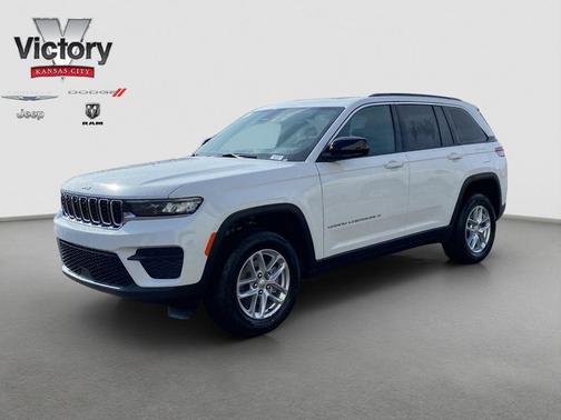 2026 Jeep Grand Cherokee Altitude