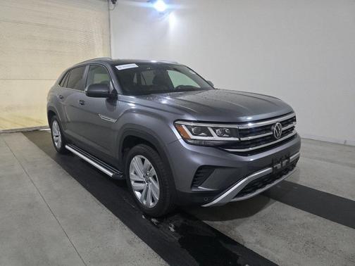 2022 Volkswagen Atlas Cross Sport 3.6L V6 SE w/Technology