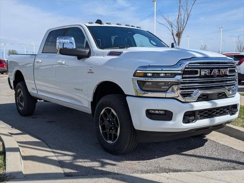 2025 RAM 2500 Laramie Crew Cab 4x4 6'4' Box