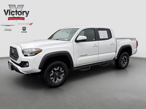 Super White 2019 Toyota Tacoma TRD Off Road