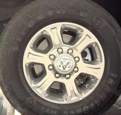 Diamond Black Crystal Pearlcoat 2025 RAM 2500 Big Horn Crew Cab 4x4 6'4' Box