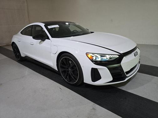 2023 Audi e-tron GT Prestige