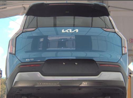 2024 Kia EV9 Wind