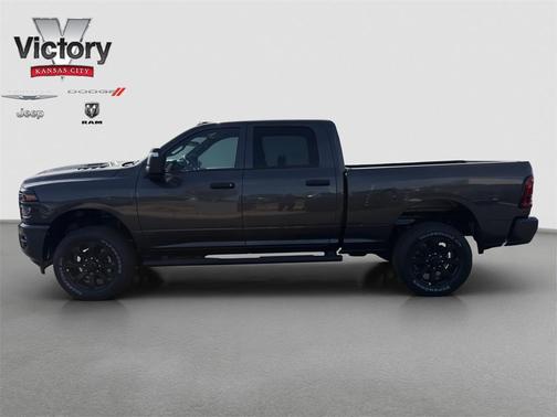 2026 RAM 2500 Black Express Crew Cab 4x4 6'4' Box