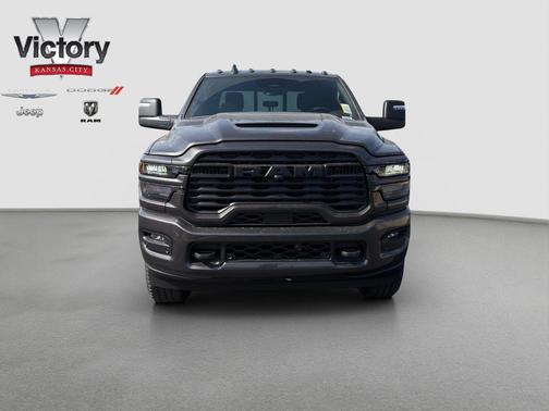 2026 RAM 2500 Black Express Crew Cab 4x4 6'4' Box