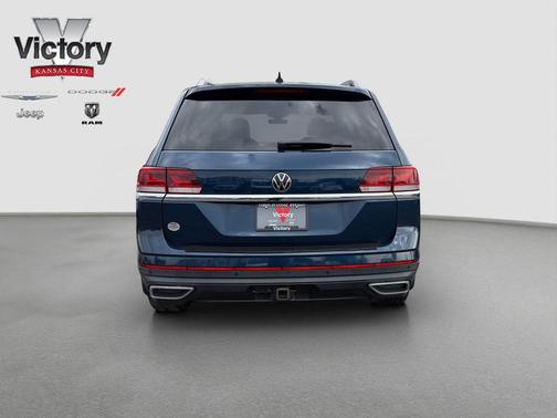 Blue Metallic 2021 Volkswagen Atlas SEL Premium