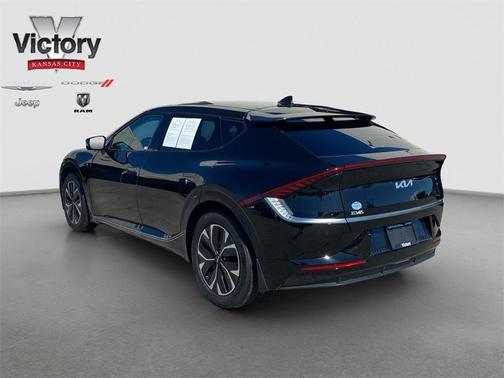 2022 Kia EV6 Wind