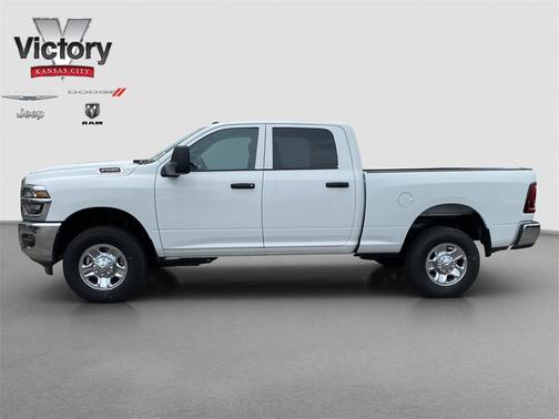 2025 RAM 2500 Tradesman Crew Cab 4x4 6'4' Box