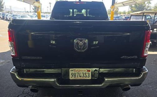 Diamond Black Crystal Pearlcoat 2022 RAM 1500 Big Horn/Lone Star