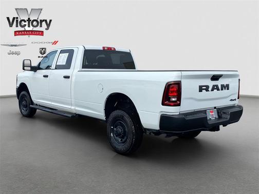2025 RAM 2500 Tradesman Crew Cab 4x4 8' Box