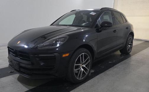 2023 Porsche Macan Base