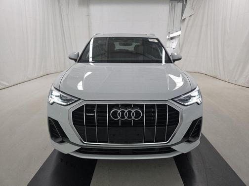2025 Audi Q3 45 S line Premium Plus