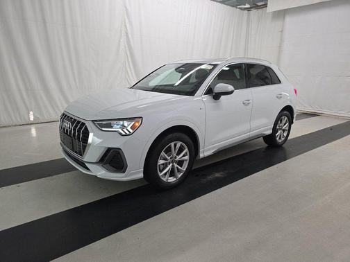 2025 Audi Q3 45 S line Premium Plus