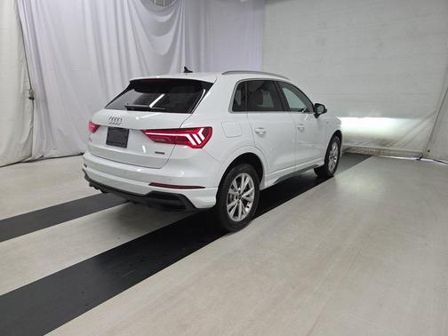 2025 Audi Q3 45 S line Premium Plus