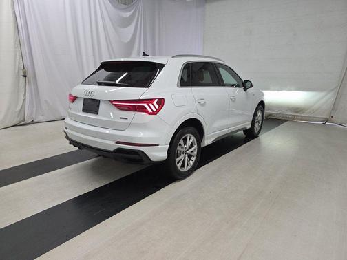 2025 Audi Q3 45 S line Premium Plus