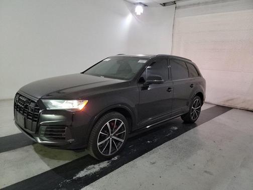 2021 Audi Q7 55 Premium Plus