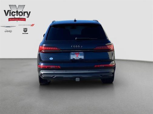 2021 Audi Q7 55 Premium Plus