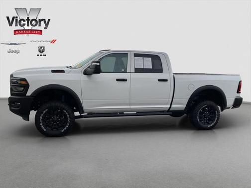 2025 RAM 2500 Tradesman Crew Cab 4x4 6'4' Box