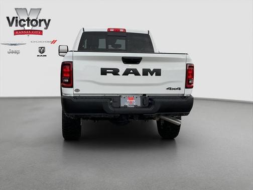 2025 RAM 2500 Tradesman Crew Cab 4x4 6'4' Box