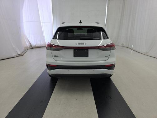 2024 Audi Q4 e-tron Prestige 55 quattro