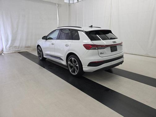 2024 Audi Q4 e-tron Prestige 55 quattro